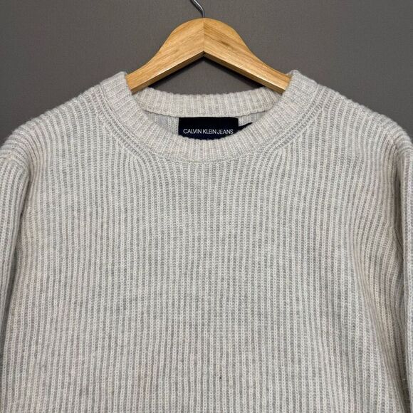 Calvin Klein Jeans Women’s Ribbed Sweater Size Large Round Neck Knit Style - Picture 2 of 11